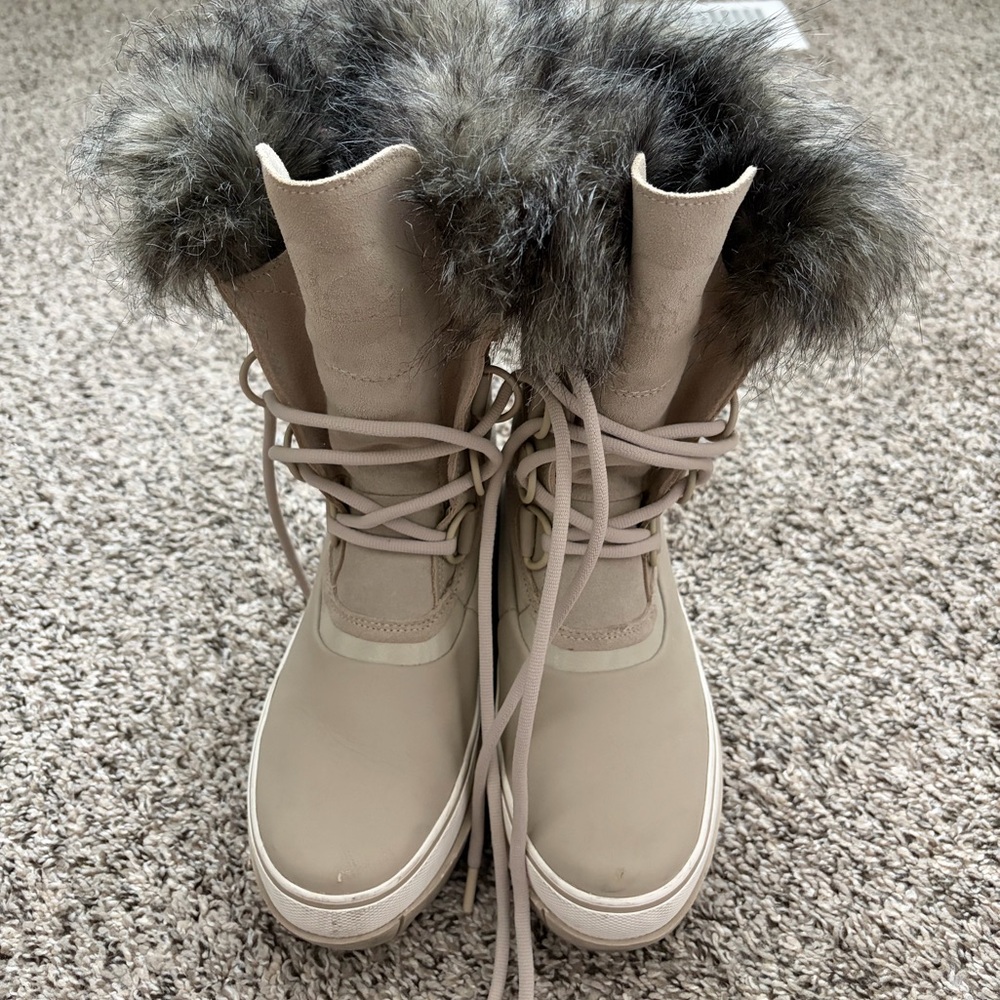 Sorel Joan of Arctic NEXT - snow boots - women’s 6.5(us)